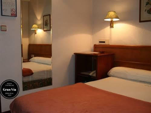 Hostal Gran Via วิโก ภายนอก รูปภาพ